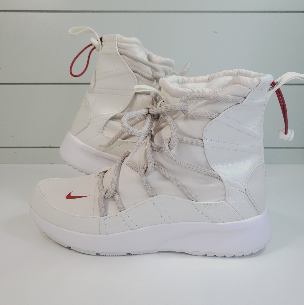 Nike Tanjun High Rise Phantom Gym Red Desert Sand Size Women’s 9.5